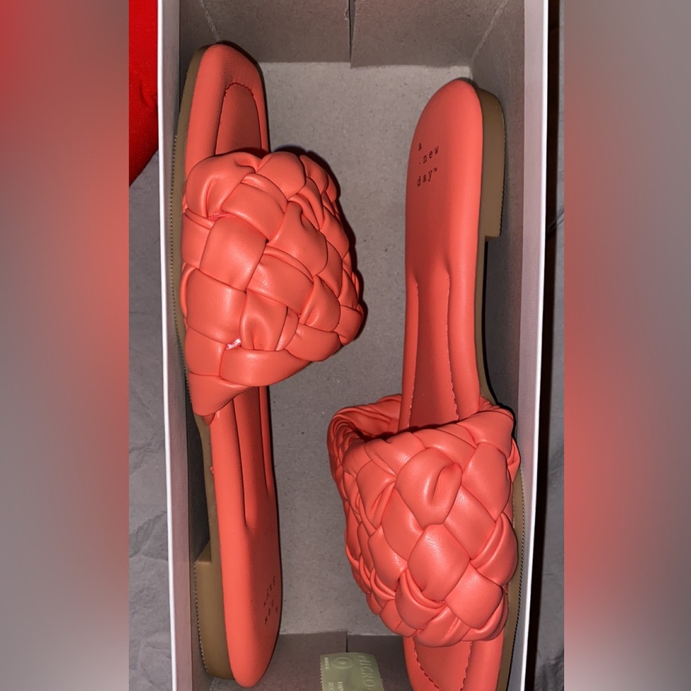 Target - Slide sandals - Picture 4 of 4
